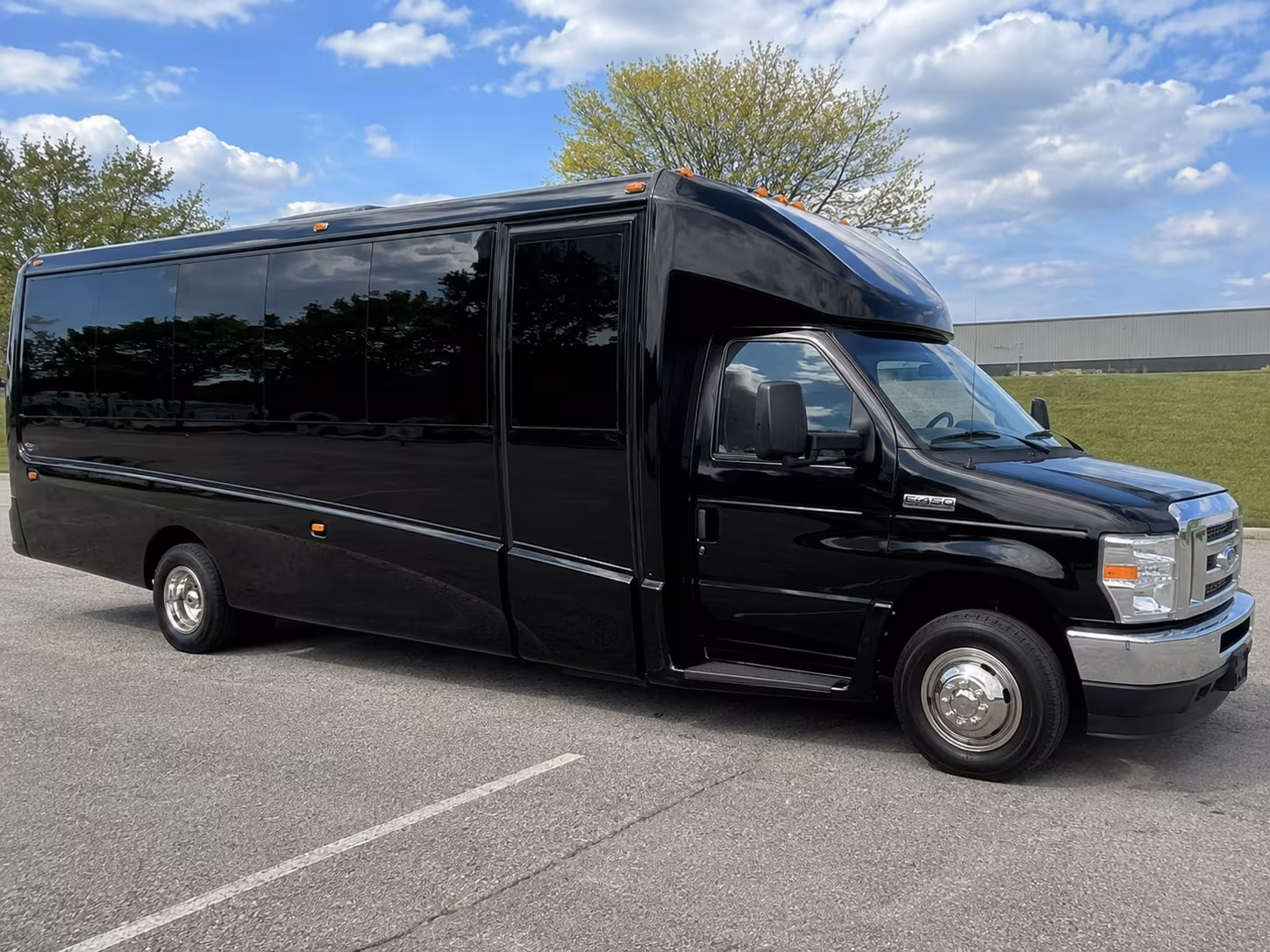get wedding transportation from lake elsinore to temecula wine country