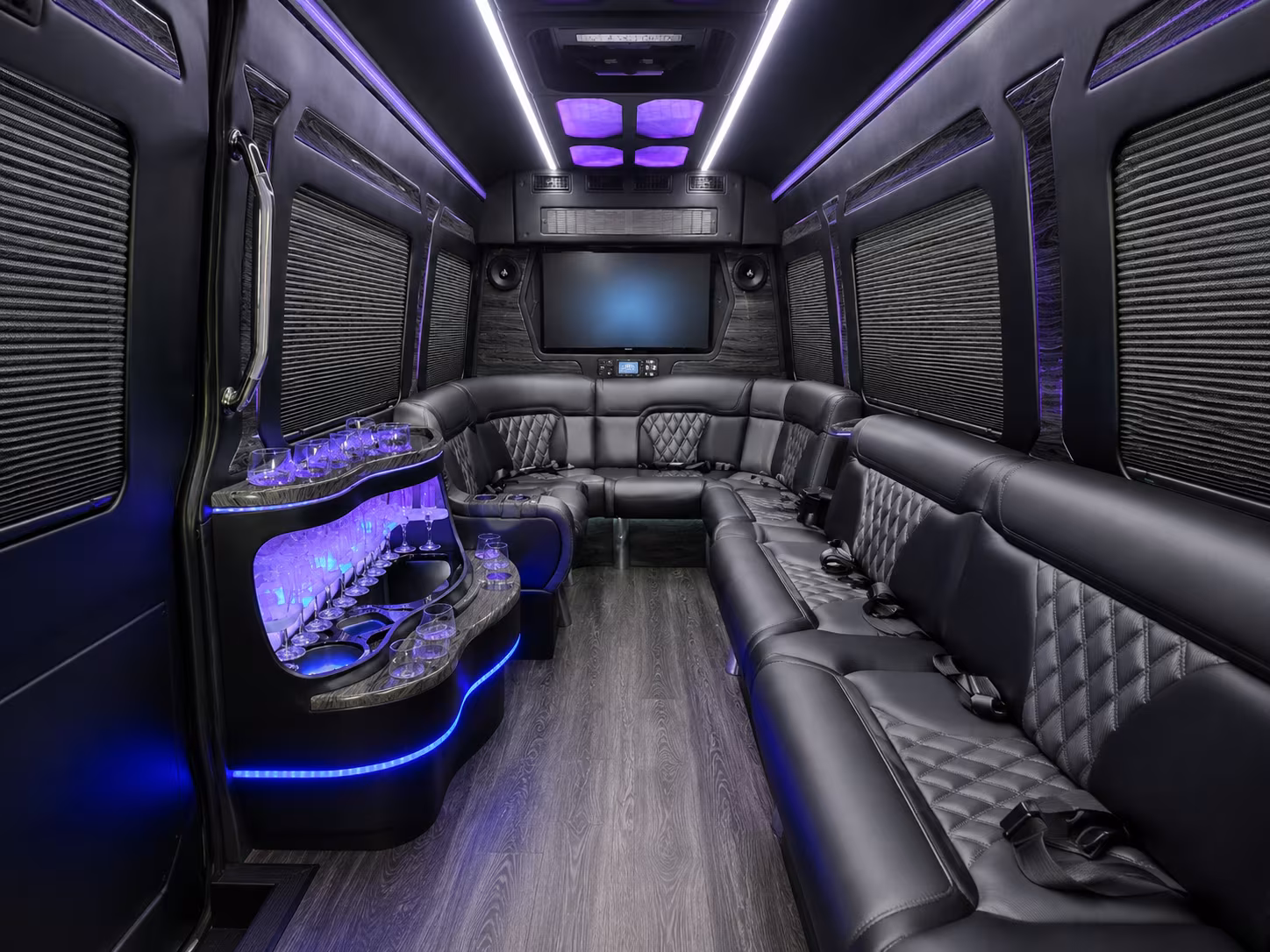 Lake Elsinore Wine Tour & Brewery Transportation