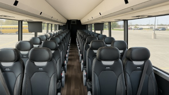 lake elsinore 30 passenger minibus rental